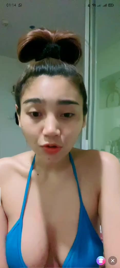 Cewe Bikini Biru Hot