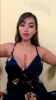 Olivia busana seksi menggoda pascol