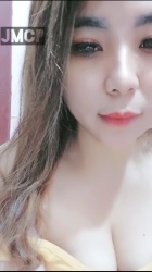 Meisya Cantik Belahan Dada Mulus