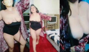 Mimikey Joget sambil pamerin Nenen Sexy