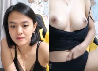 Toketnya Pramita Sari Berkacamata (Bycaa)