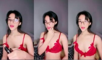Sunmi Serba Merah